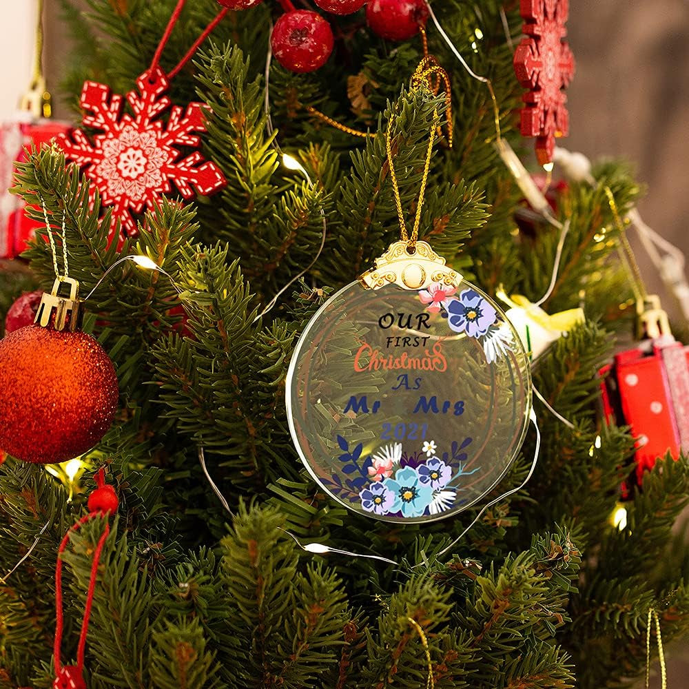 Our First Christmas as Mr & Mrs 2021 Christmas Tree Ornaments Crystal Glass Present for Newly-Married Couple Wedding Keepsake Ceremony Friends Christmas Tree Pendant Novelty Souvenir