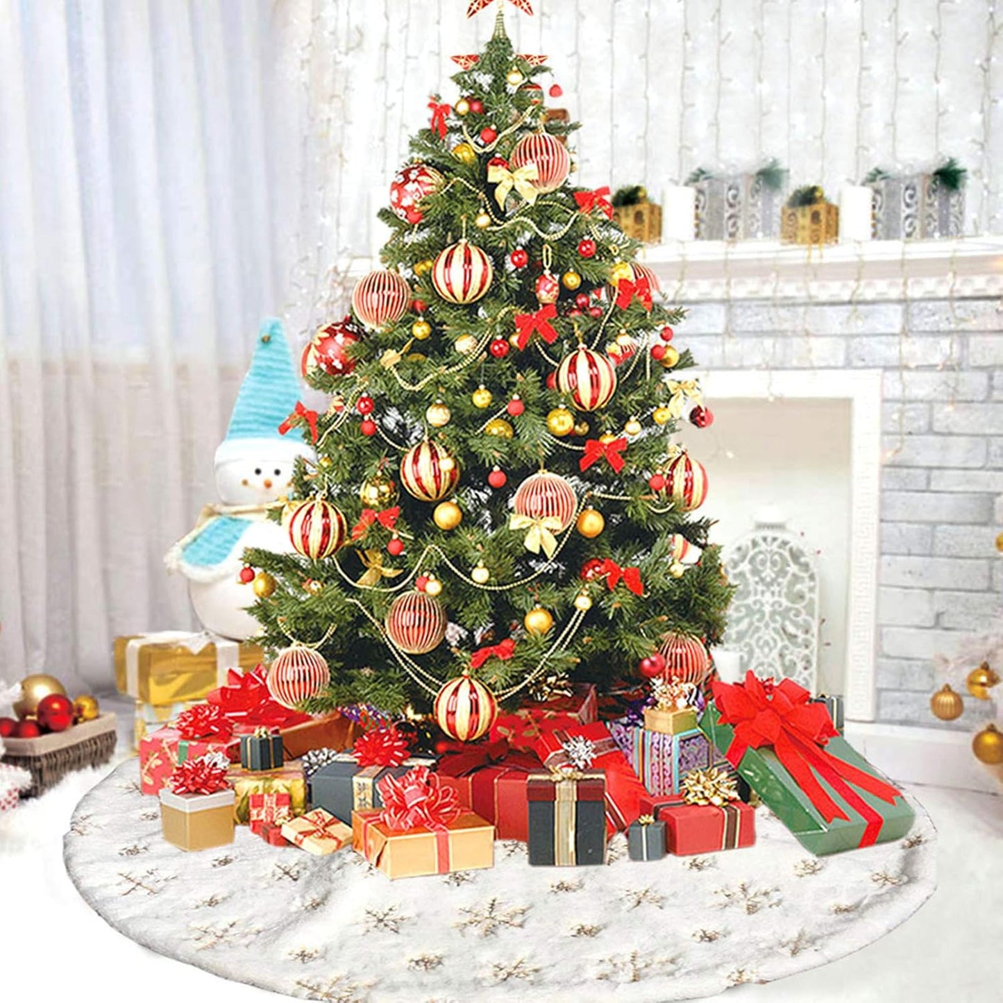 Plush Christmas Tree Skirts, 30 Inches Luxury Snowy White Faux Fur Xmas Tree Base Cover Mat with Gold Snowflakes for Xmas New Year Home Party Decorations (30 Inches, Gold)