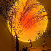 Sunset Projection Lamp, 180 Degree Rotation Rainbow Projection Lamp Led Light, Romantic Visual HD Crystal Lens Sunset Night Light Projector for Party Bedroom Decor (Sunset Red)